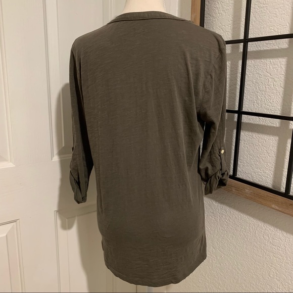 Ann Taylor LOFT olive green top size small - Picture 5 of 5